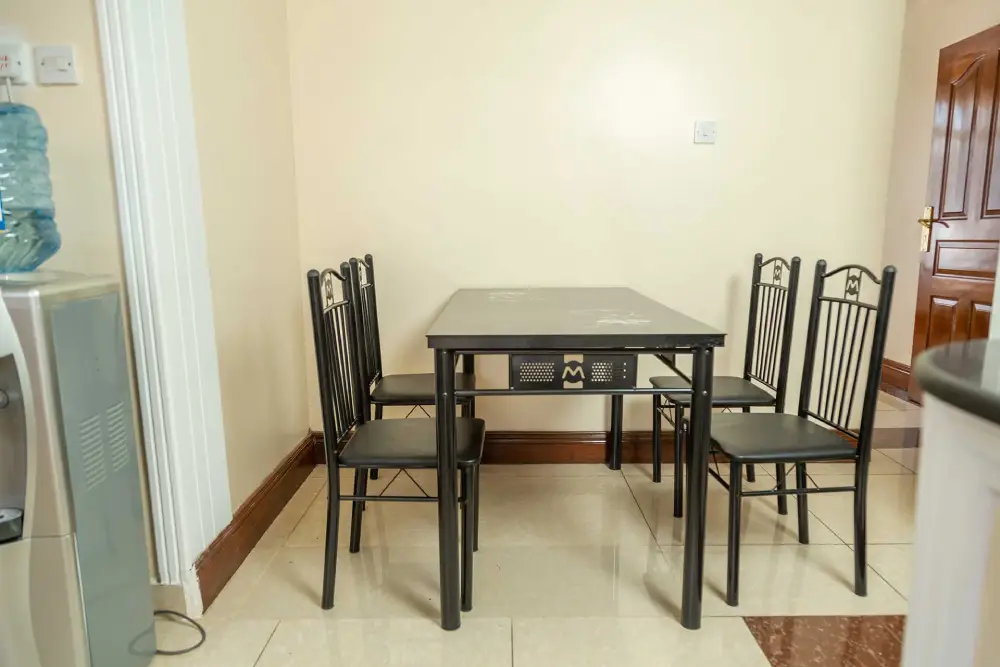 Acacia 1 bedroom deluxe apartments dining